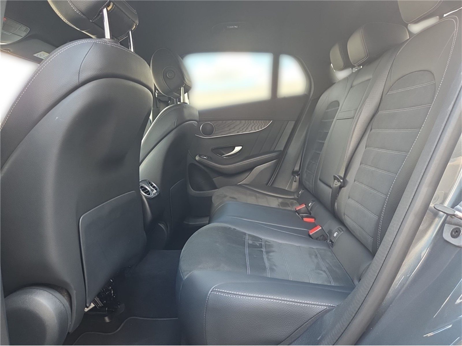 2022 Mercedes-Benz GLC — fotografija 11