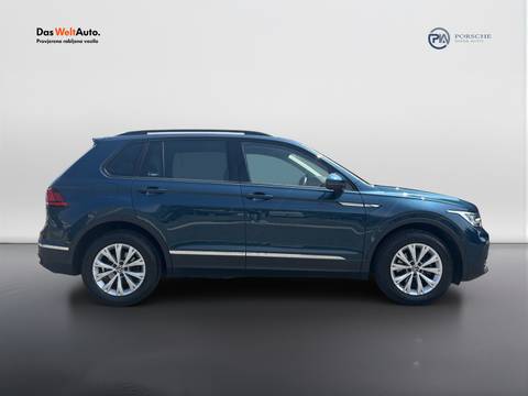 2022 Volkswagen Tiguan — sličica 4