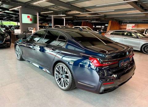 2021 BMW Serija 7 — sličica 5