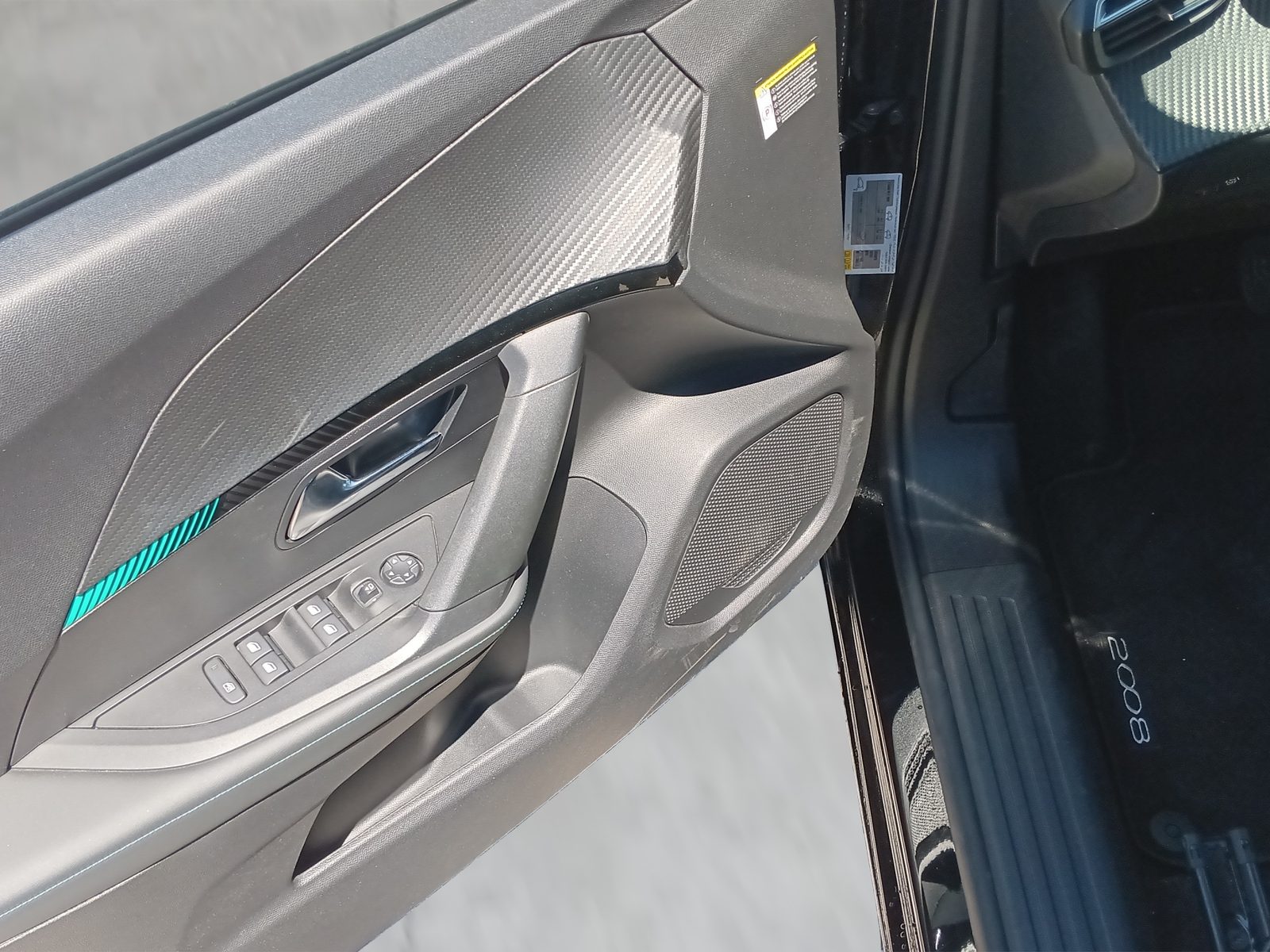 2023 Peugeot 2008 — fotografija 13