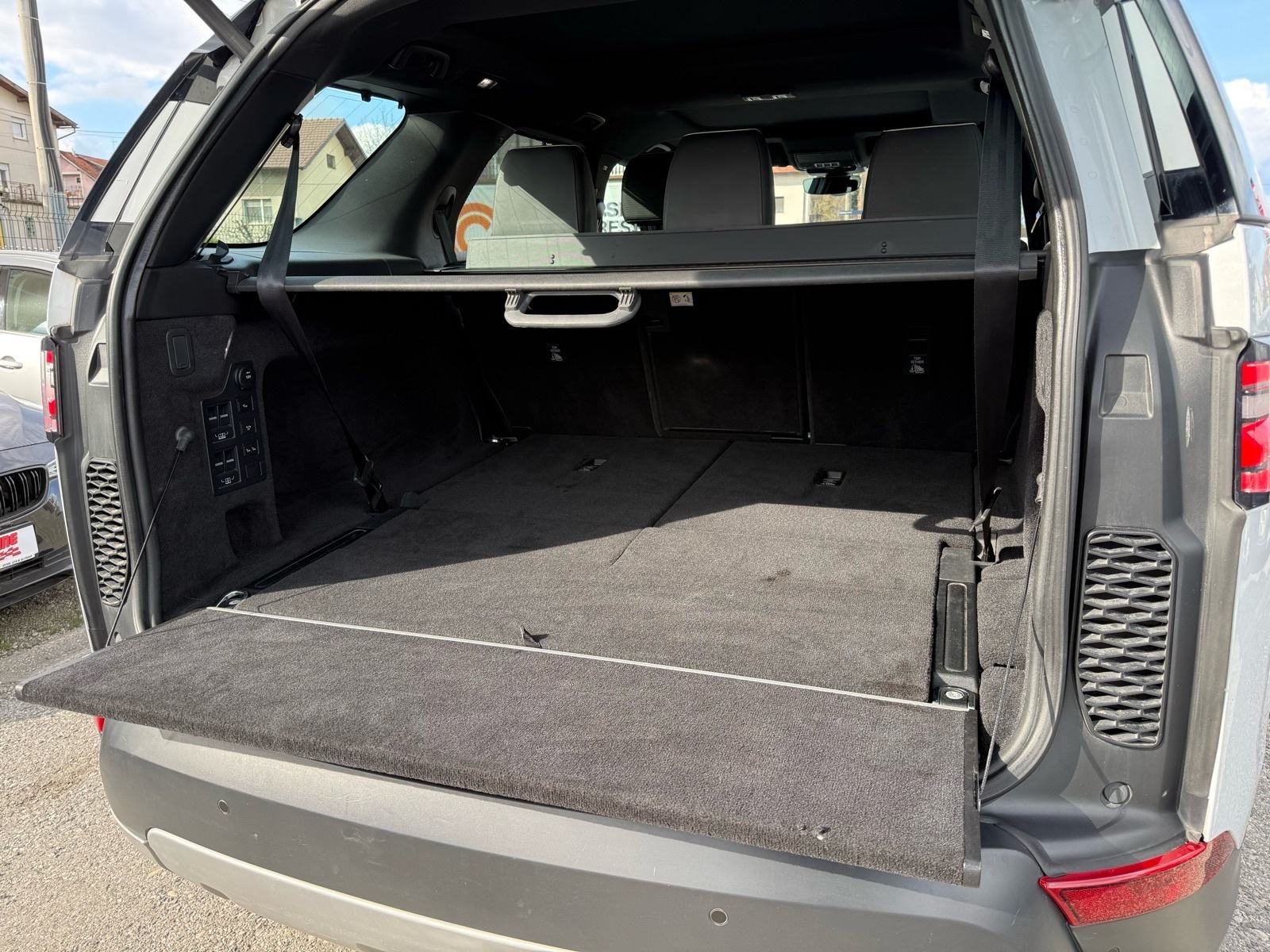 2018 Land Rover Discovery — fotografija 26