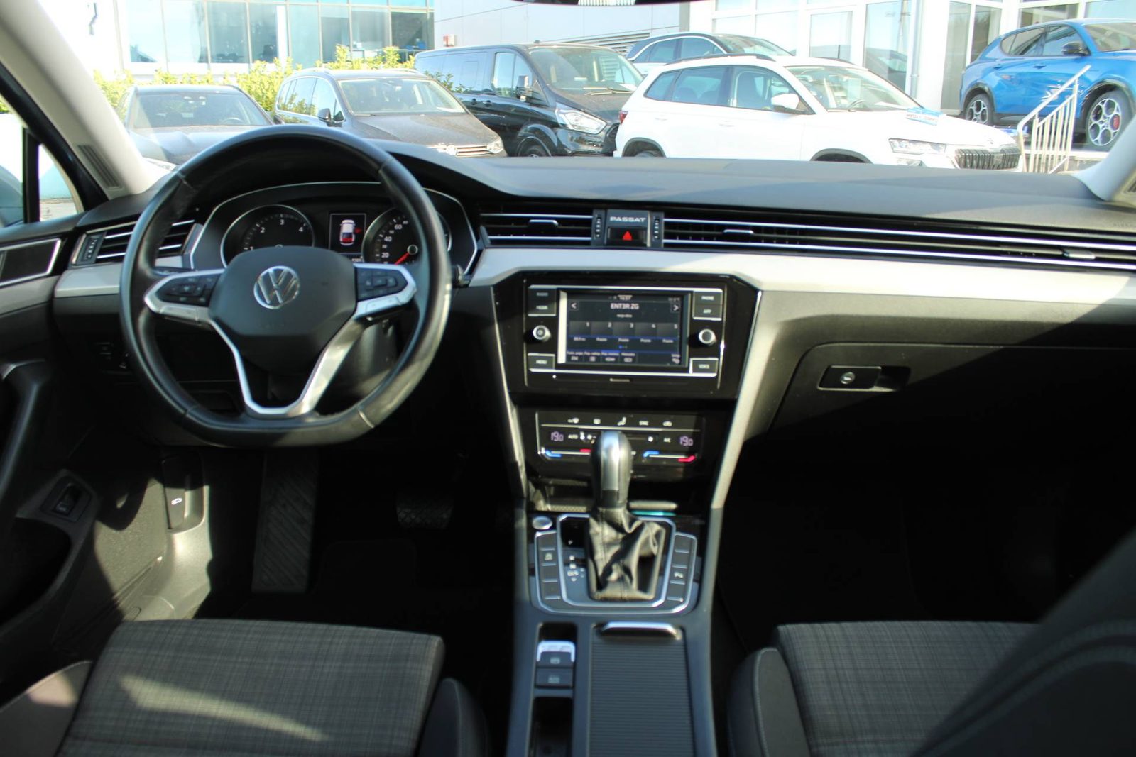 2022 Volkswagen Passat — fotografija 13