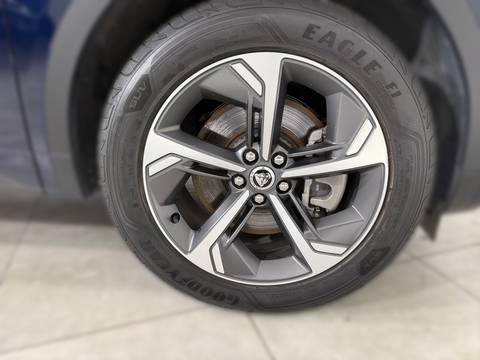 2023 Jaguar E-Pace — sličica 11
