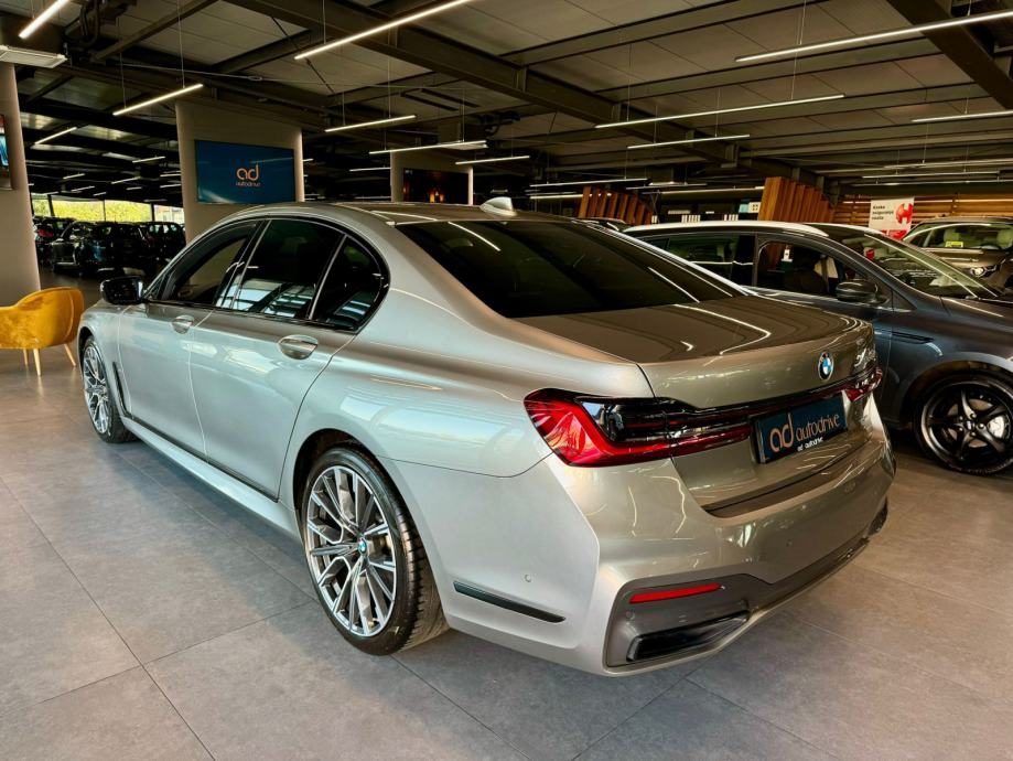 2021 BMW Serija 7 — fotografija 6