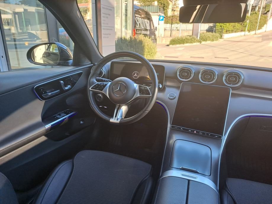 2023 Mercedes-Benz C-klasa Avantgarde — fotografija 9