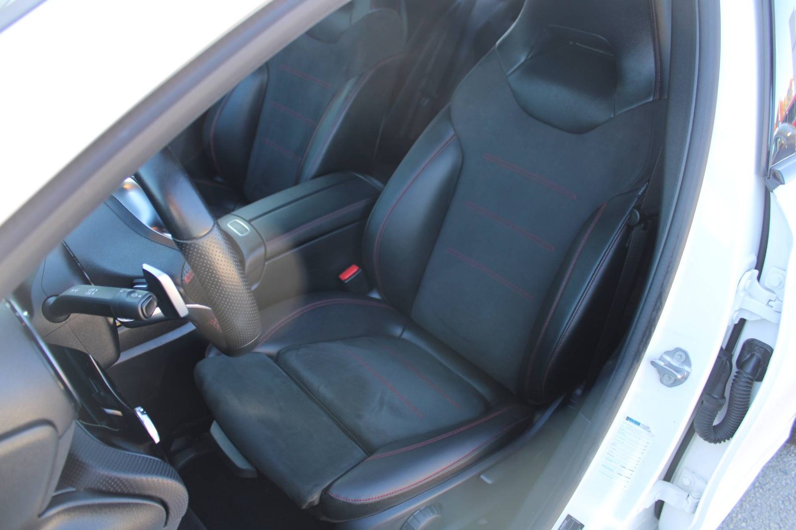 2021 Mercedes-Benz A-klasa — fotografija 9