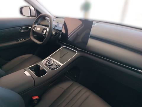 2026 Geely Starray EM-i — sličica 16