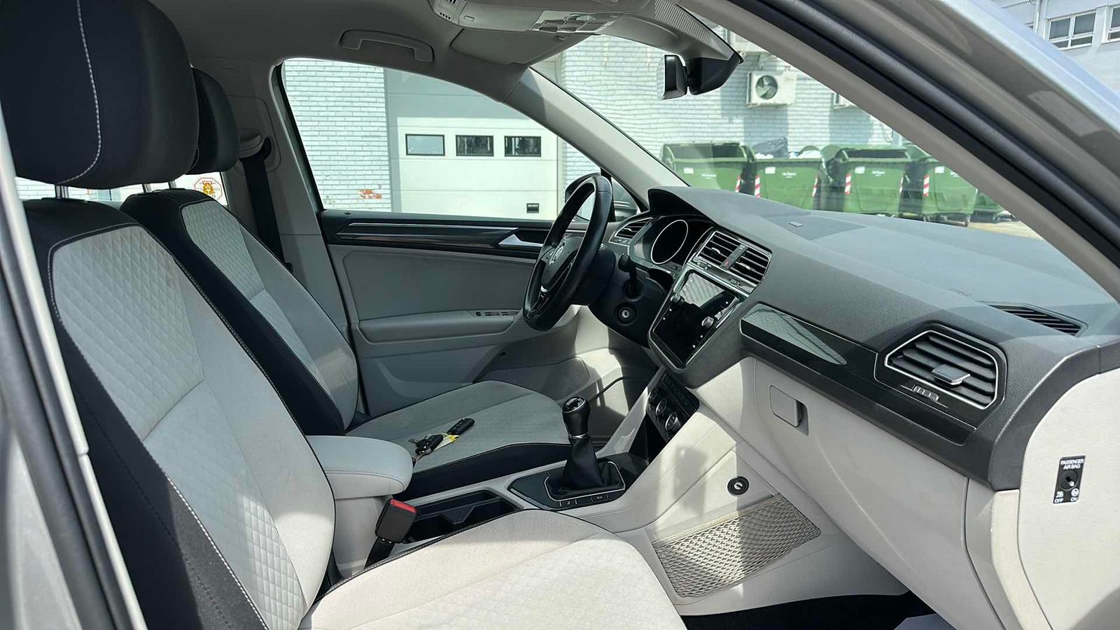 2019 Volkswagen Tiguan — fotografija 9