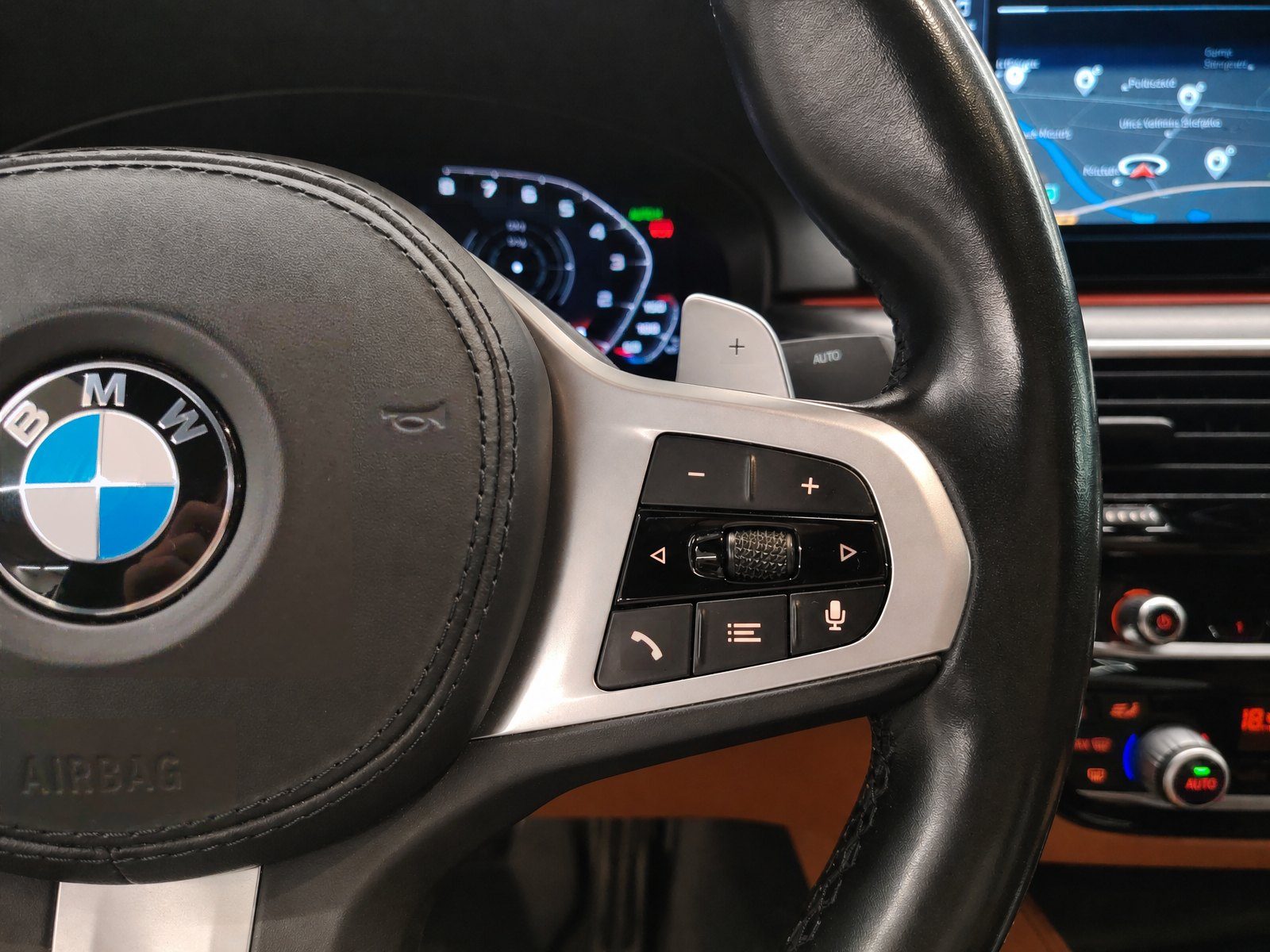 2021 BMW Serija 5 — fotografija 27