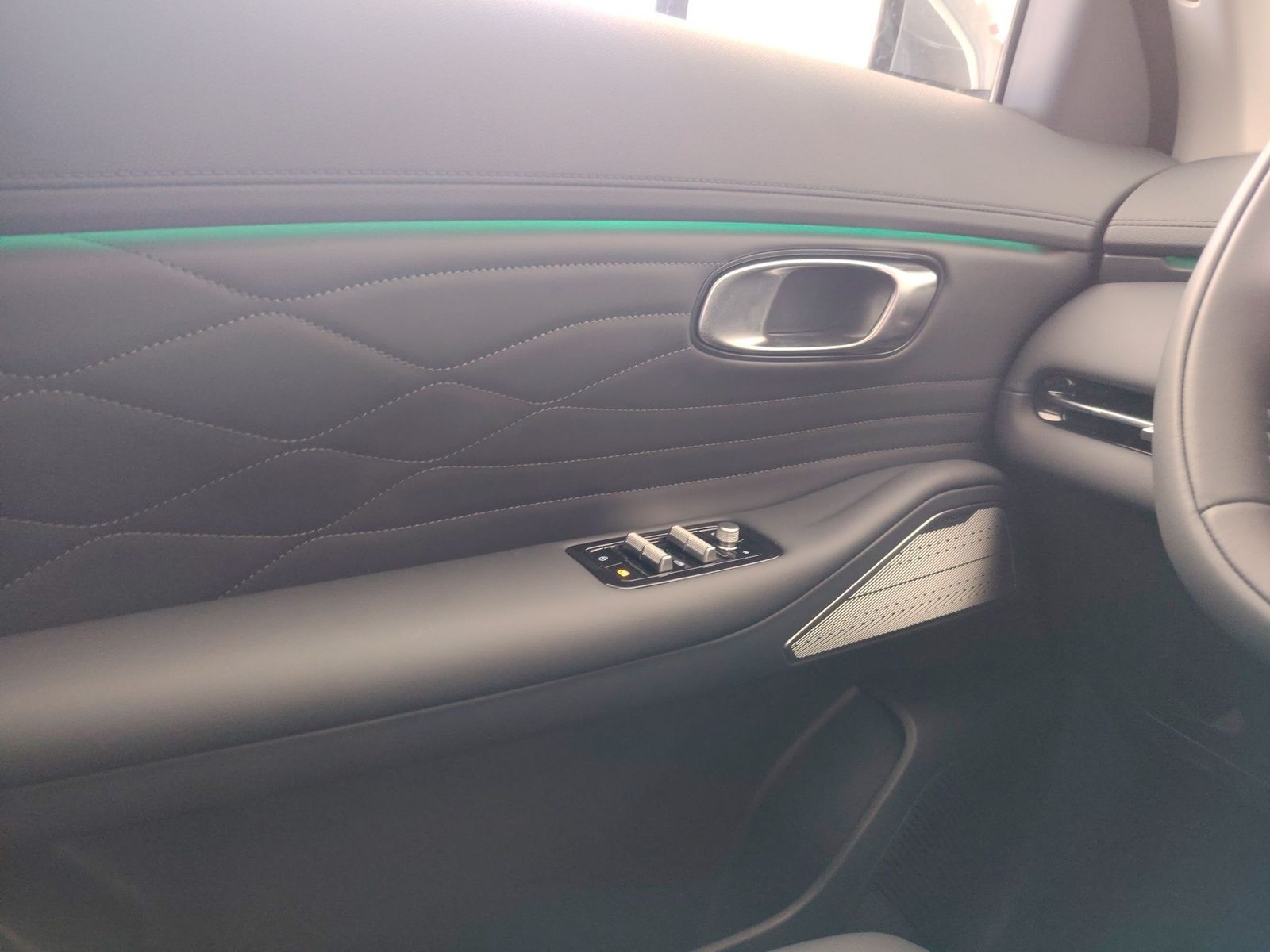 2026 Geely Starray EM-i — fotografija 27