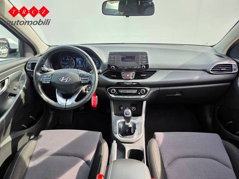 2021 Hyundai i30 — sličica 8