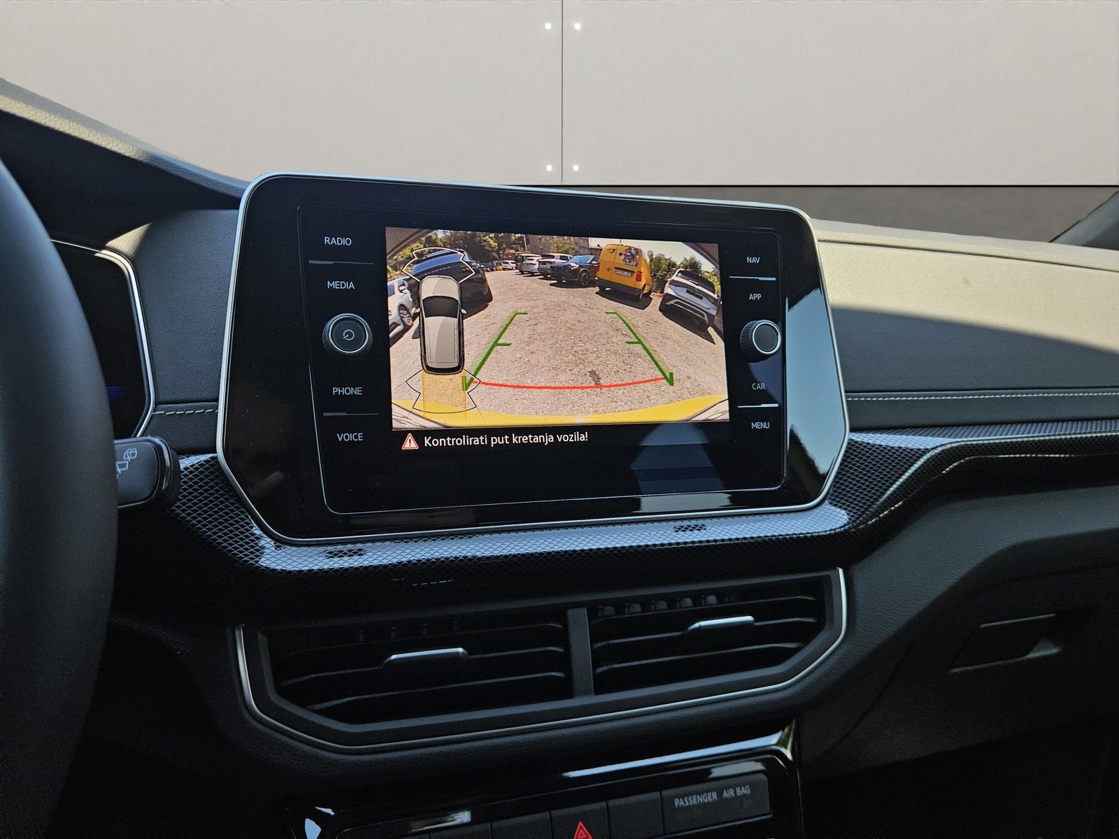 2026 Volkswagen T-Cross R-Line — fotografija 16