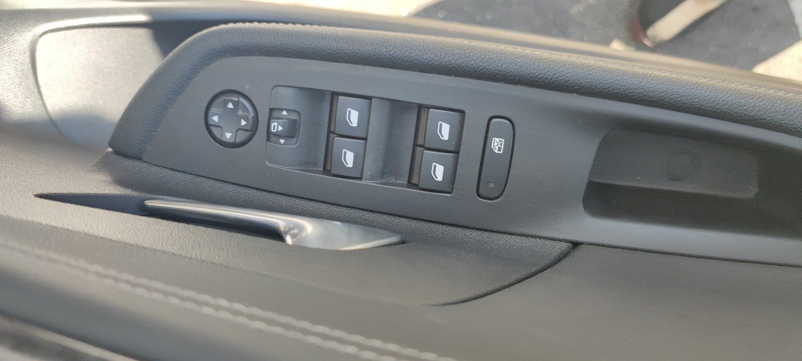 2023 Opel Mokka — fotografija 16