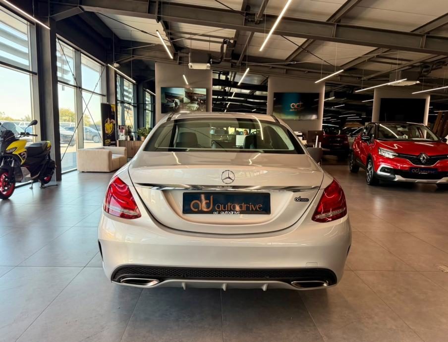 2018 Mercedes-Benz C-klasa — fotografija 5