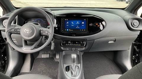 2039 Toyota Aygo X — sličica 8