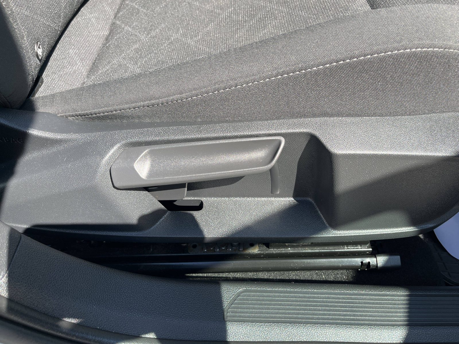 2024 Volkswagen Golf — fotografija 20