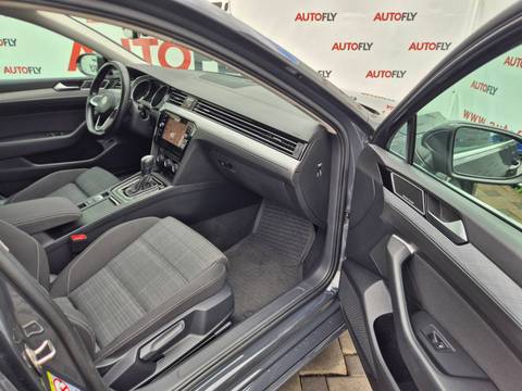 2020 Volkswagen Passat Variant — sličica 13