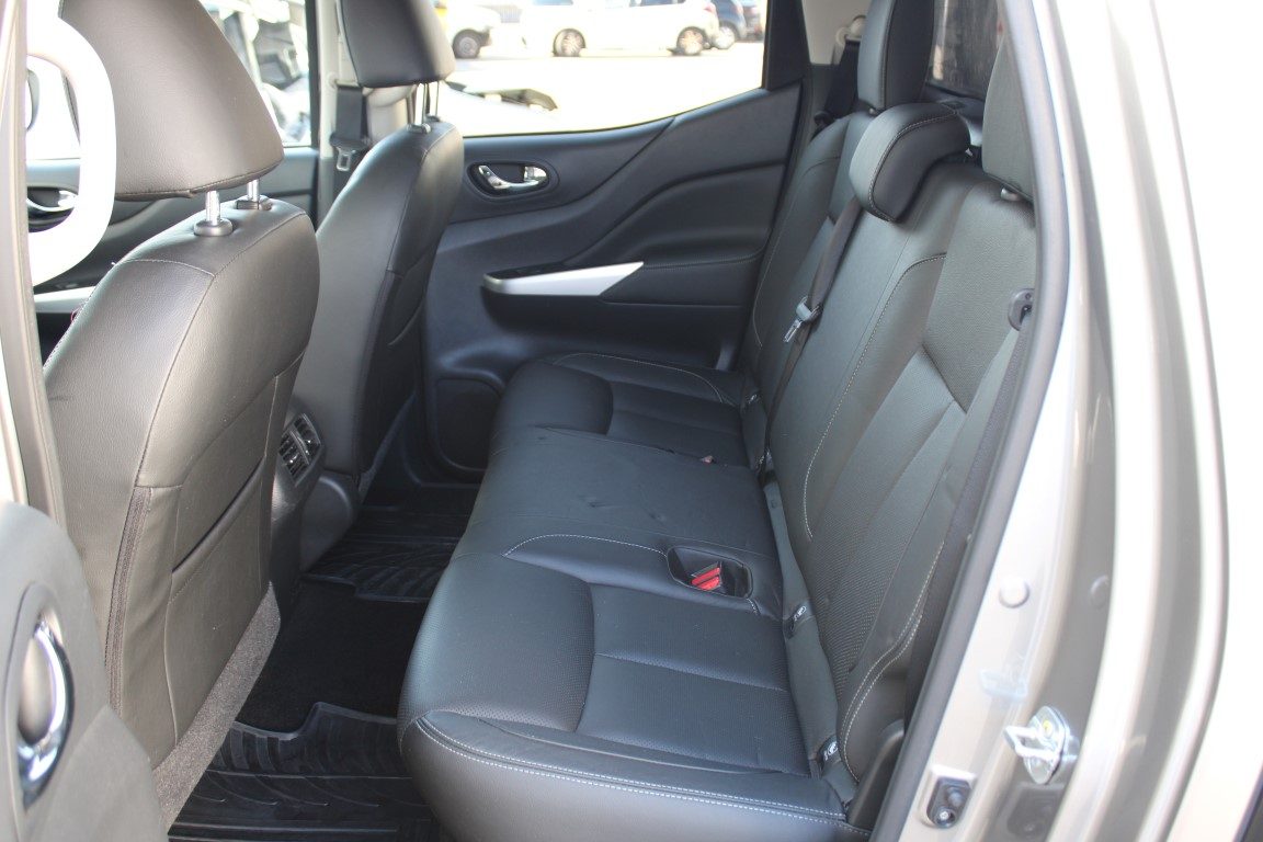 2016 Nissan Navara — fotografija 4