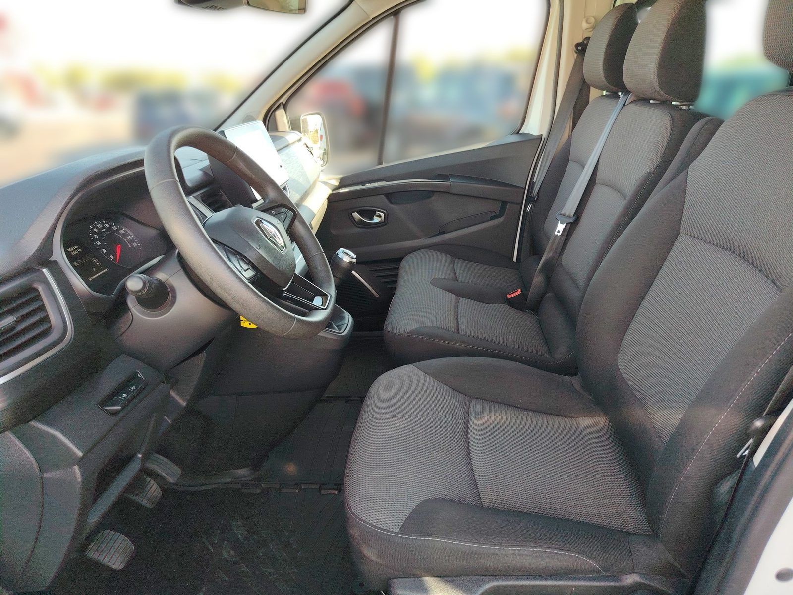 2023 Renault Trafic — fotografija 14