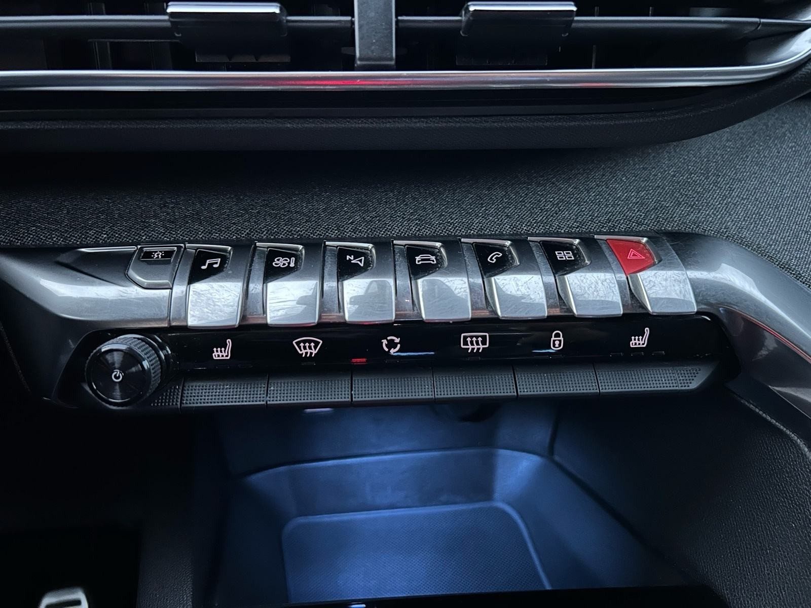 2019 Peugeot 3008 — fotografija 27