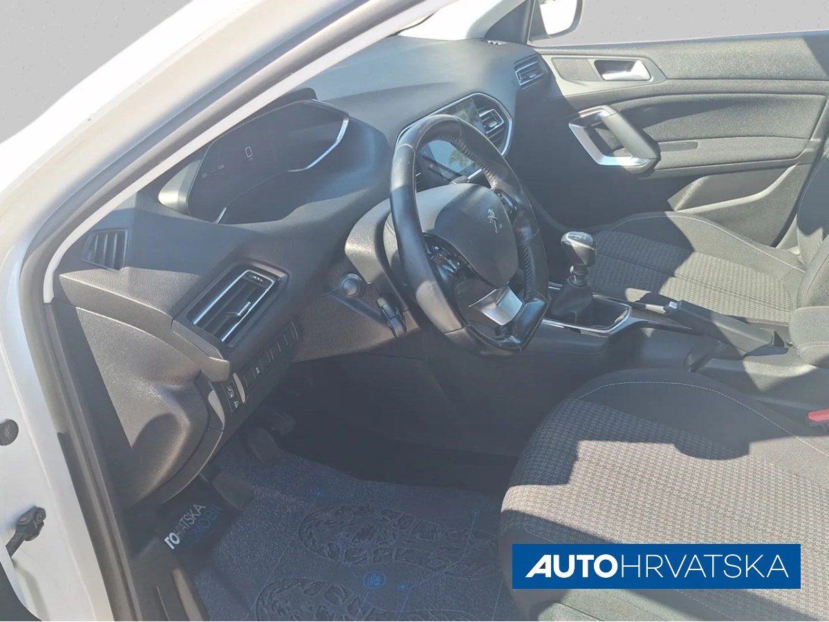 2020 Peugeot 308 — fotografija 11