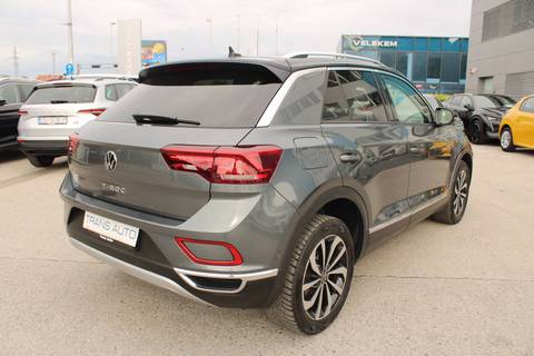 2023 Volkswagen T-Roc — sličica 5