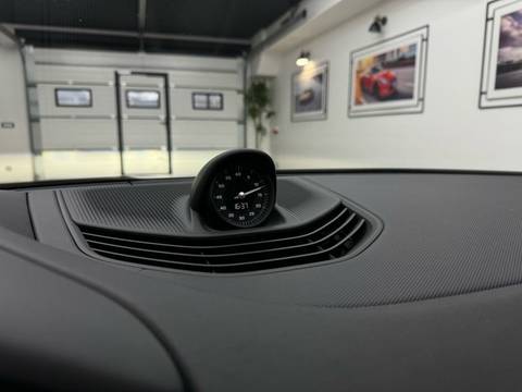2020 Porsche Taycan — sličica 15