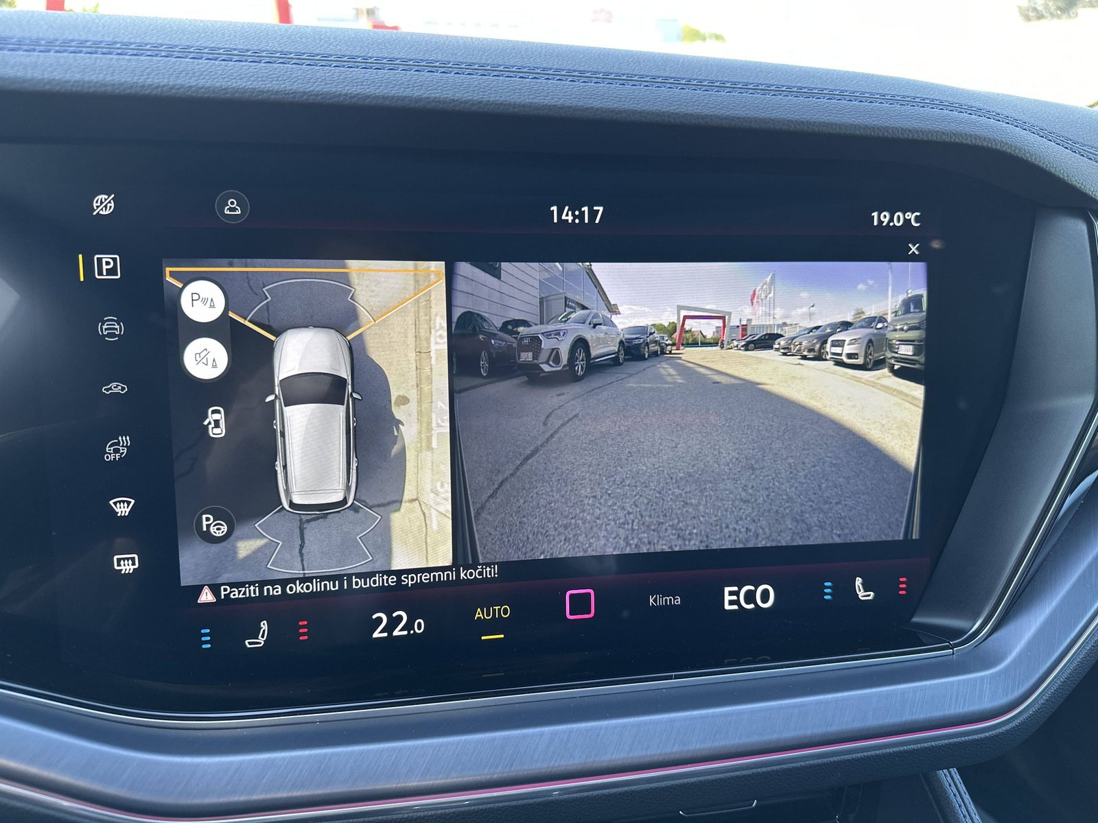 2024 Volkswagen Touareg — fotografija 30