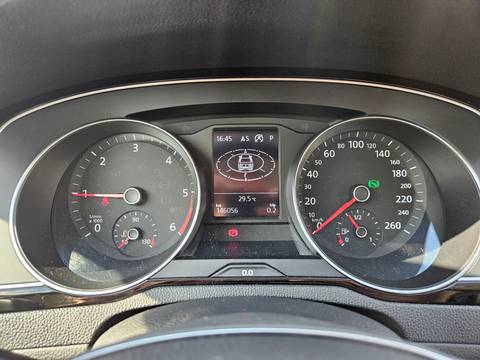 2019 Volkswagen Passat — sličica 16
