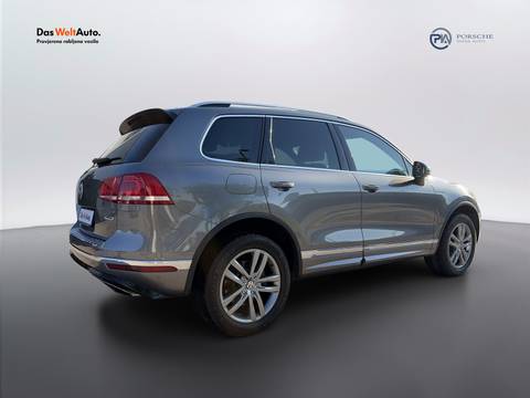 2016 Volkswagen Touareg R-Line — sličica 5