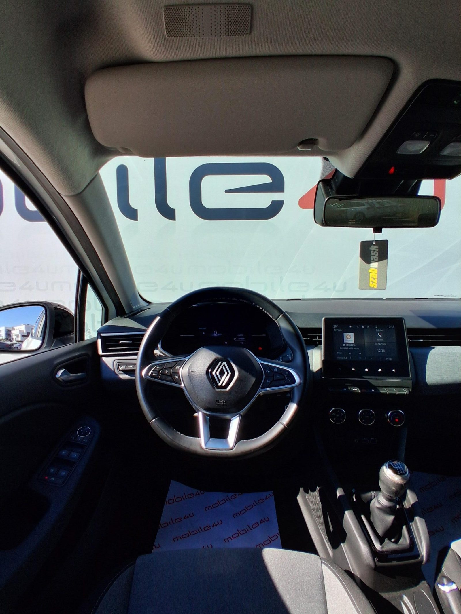 2024 Renault Clio — fotografija 11