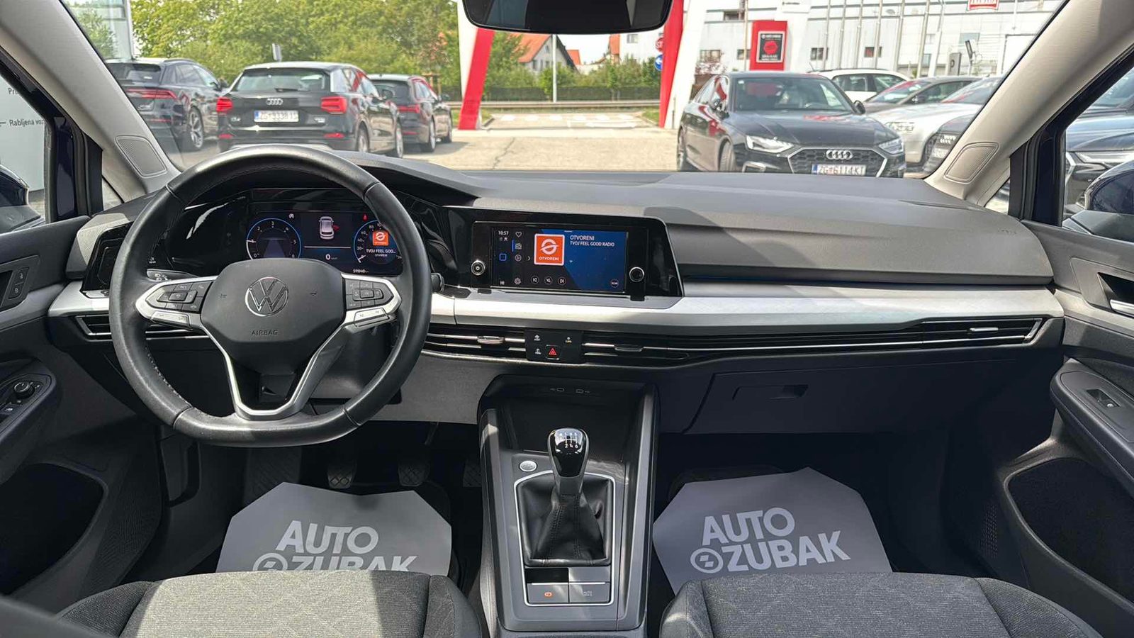 2024 Volkswagen Golf — fotografija 11