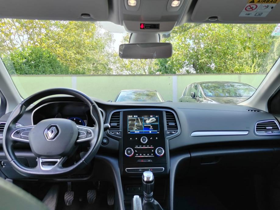 2018 Renault Megane — fotografija 9
