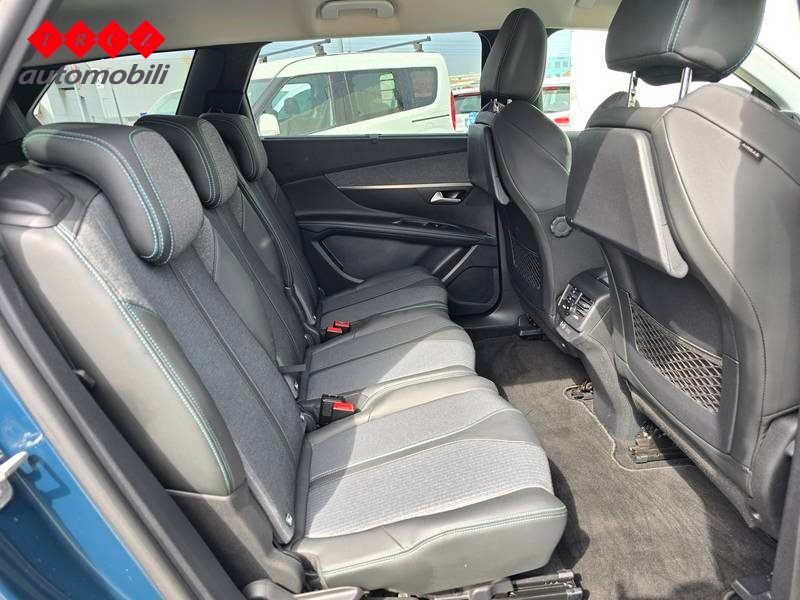 2021 Peugeot 5008 — fotografija 5