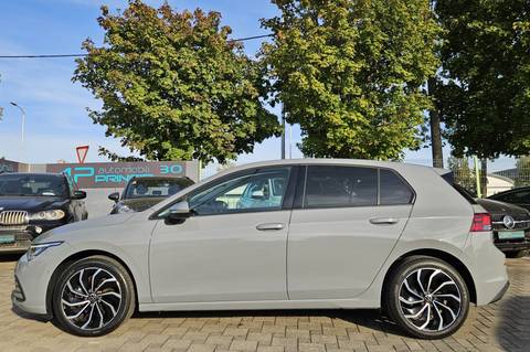 2021 Volkswagen Golf VIII — sličica 3