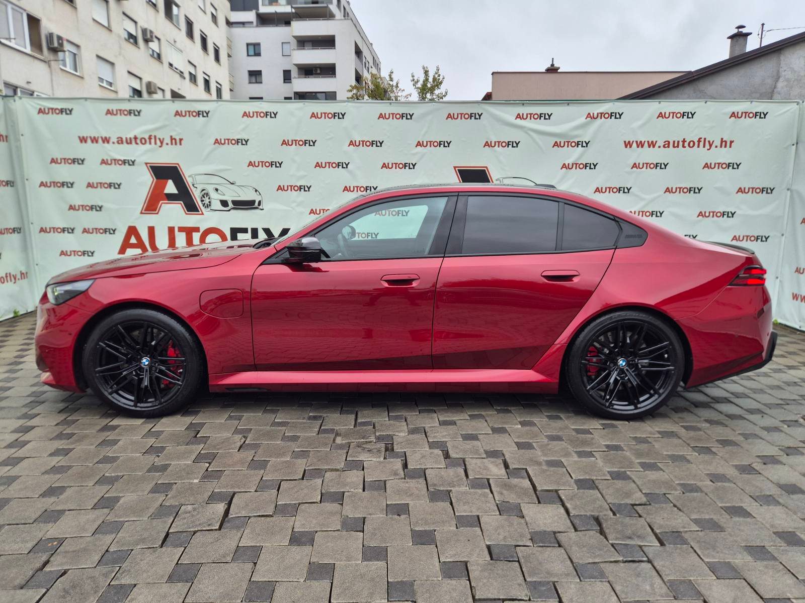 2025 BMW M5 — fotografija 4