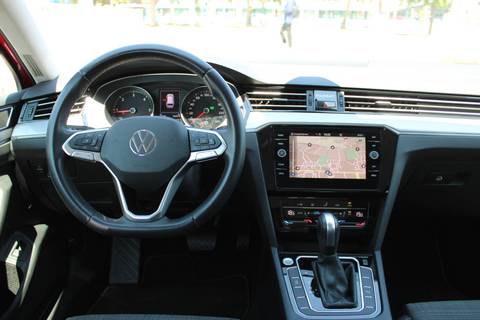 2022 Volkswagen Passat Variant — sličica 12