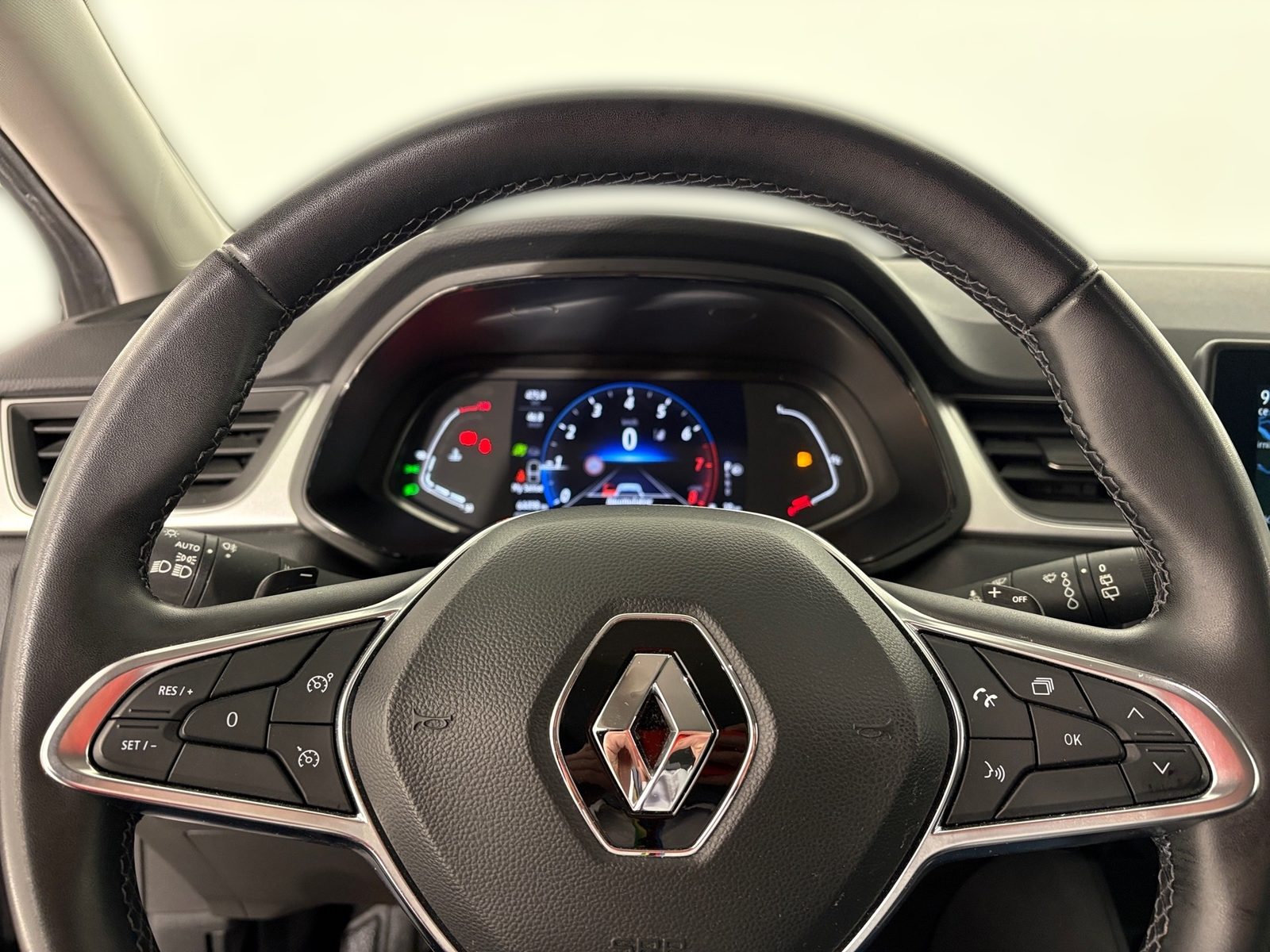2023 Renault Captur — fotografija 16