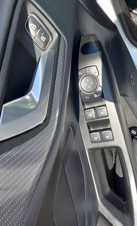 2020 Ford Focus karavan — sličica 9