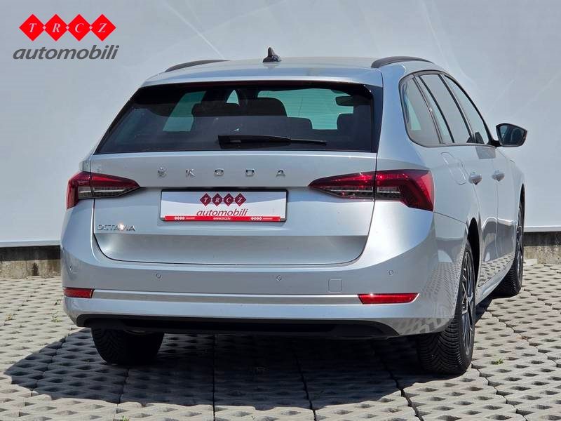 2022 Škoda Octavia — fotografija 3