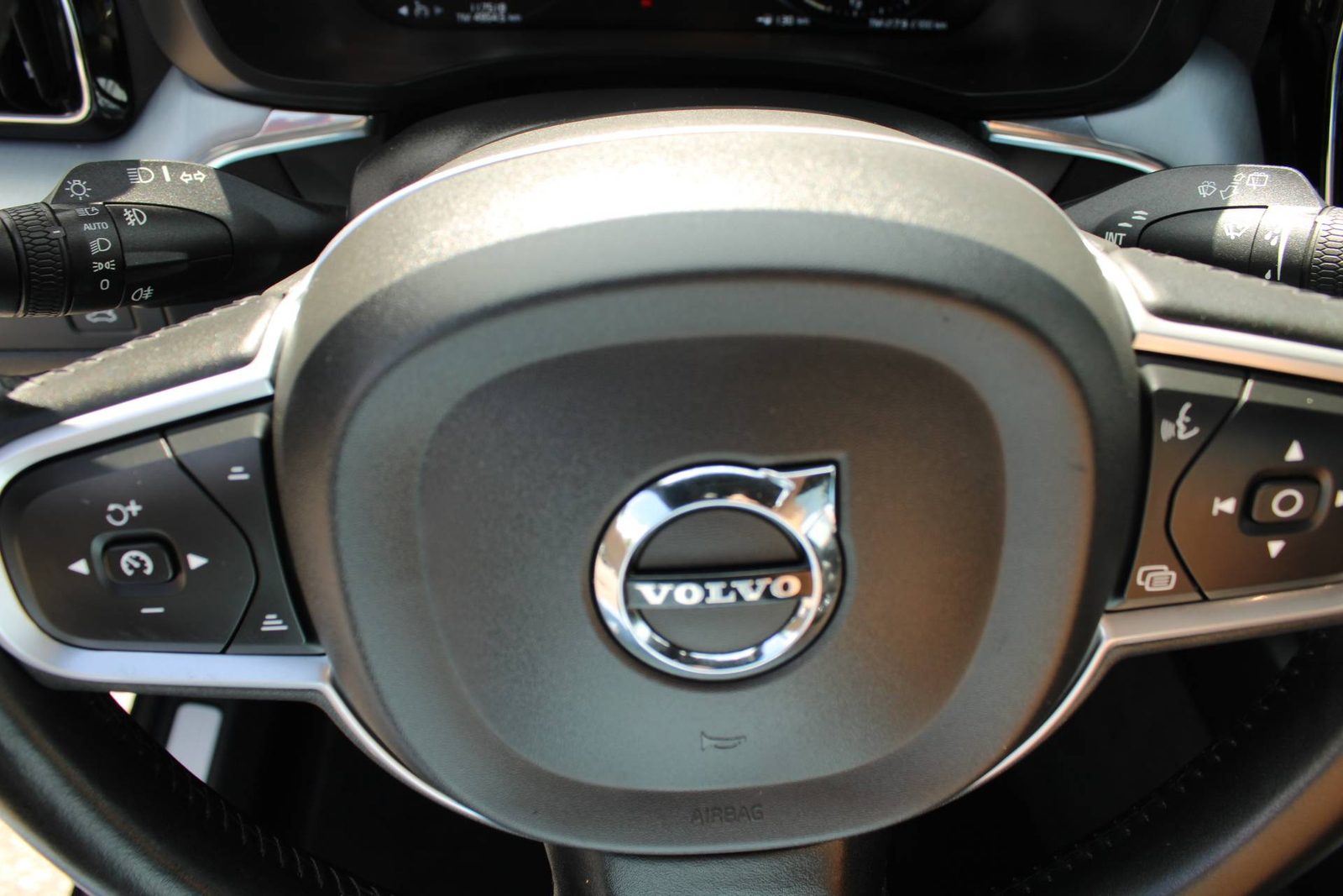 2019 Volvo XC60 — fotografija 16