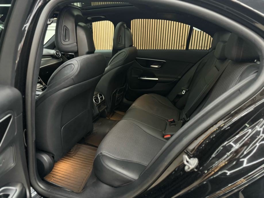 2023 Mercedes-Benz C-klasa — fotografija 12