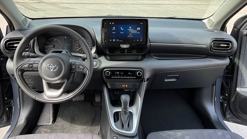 2026 Toyota Yaris — fotografija 6