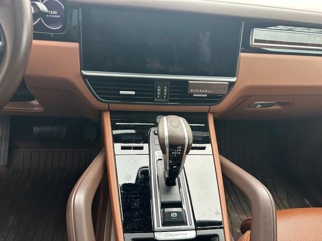 2021 Porsche Cayenne — fotografija 24