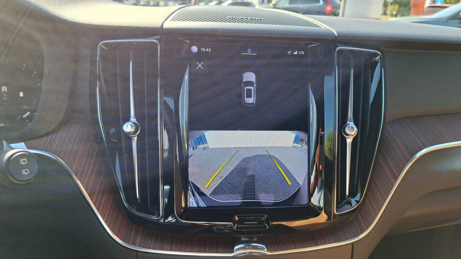 2023 Volvo XC60 — fotografija 18