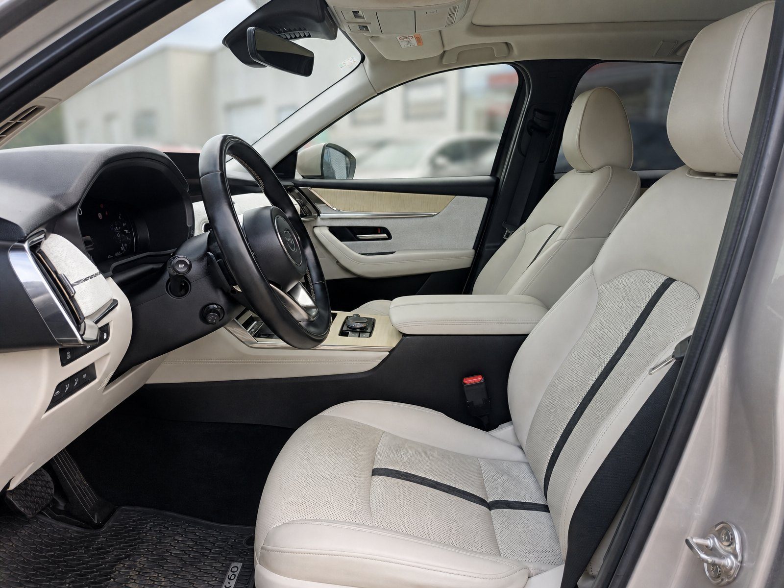 2024 Mazda CX-60 — fotografija 15