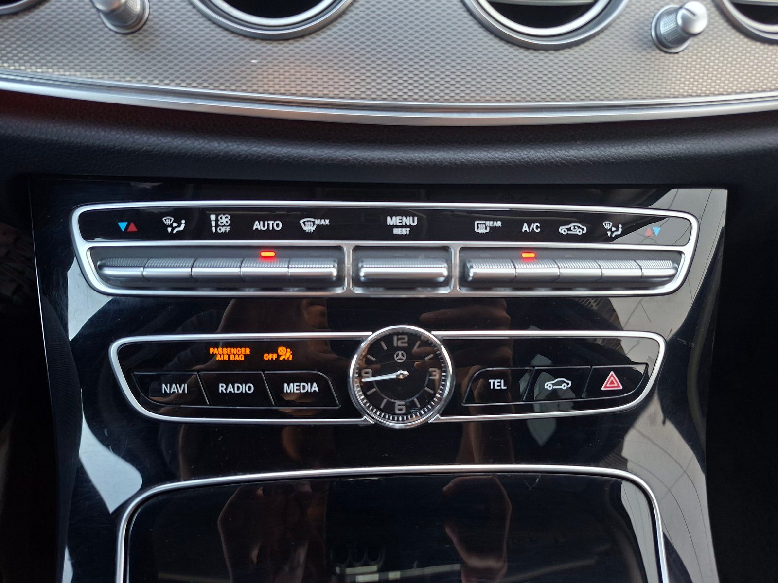 2019 Mercedes-Benz E-klasa — fotografija 18