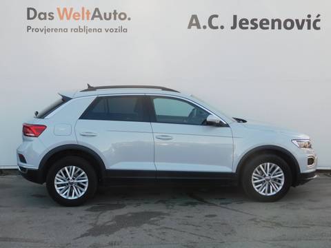2022 Volkswagen T-Roc — sličica 4