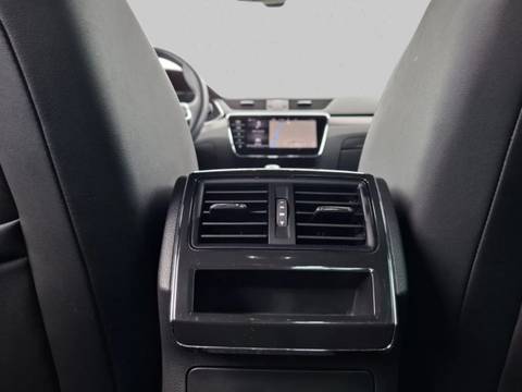 2023 Škoda Superb Sportline — sličica 14