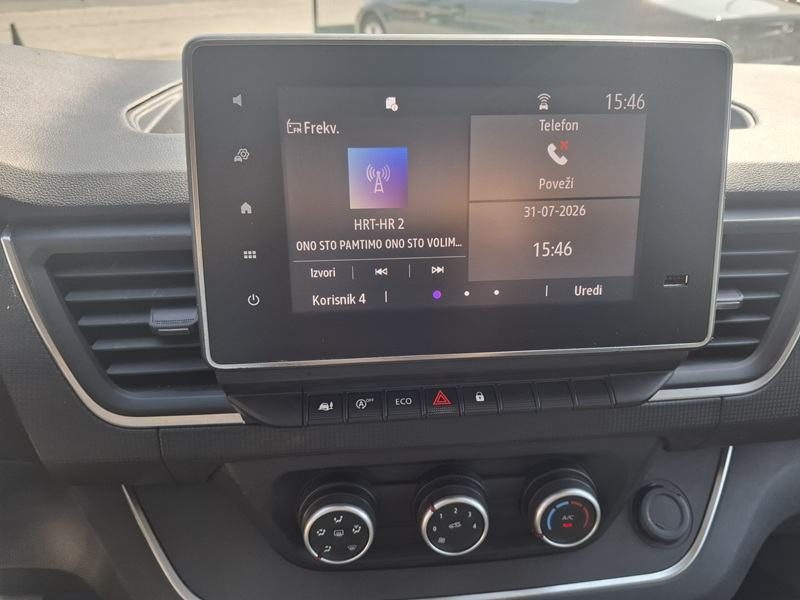 2022 Renault Trafic — fotografija 16